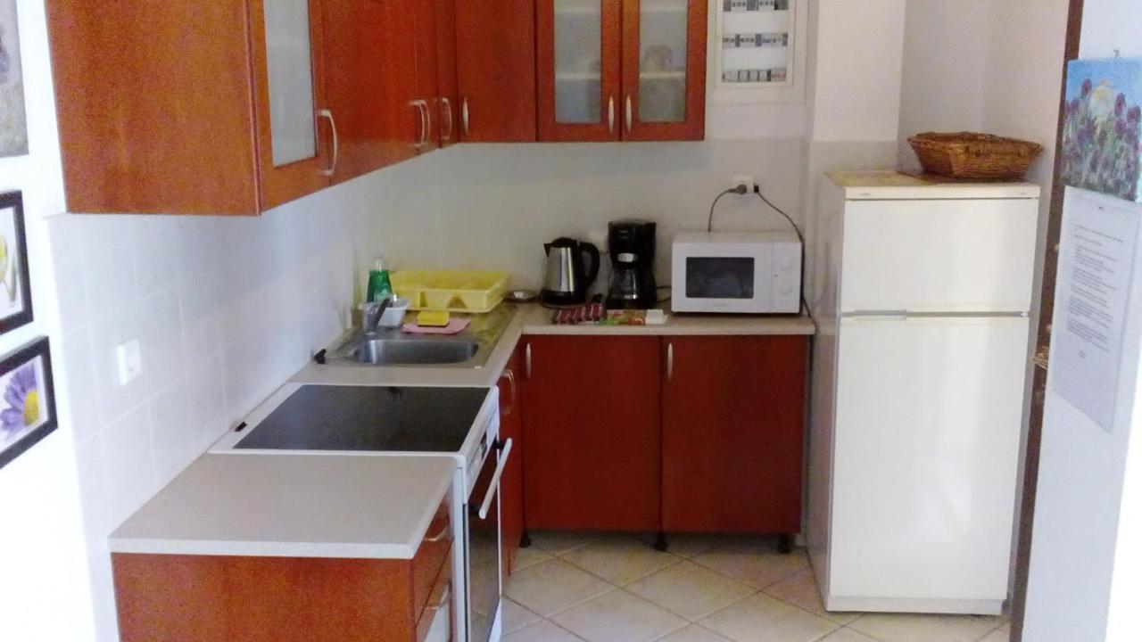 Natalia'S Apartments Никити Екстериор снимка