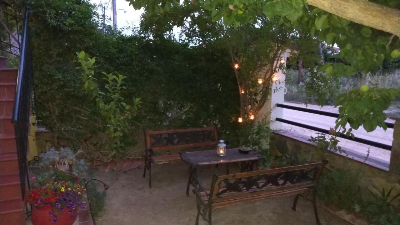 Natalia'S Apartments Никити Екстериор снимка