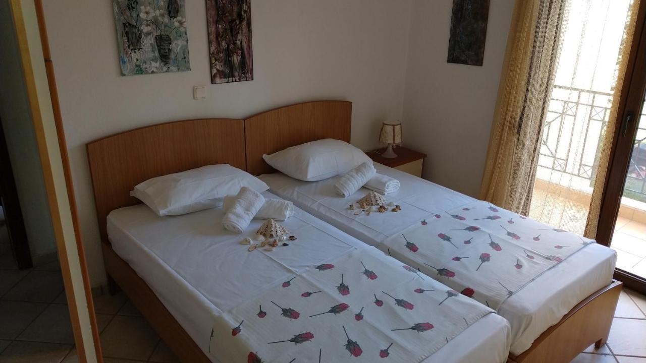 Natalia'S Apartments Никити Екстериор снимка